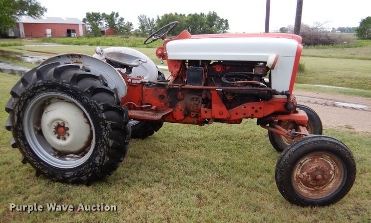image for item LS9208 Ford 971  tractor