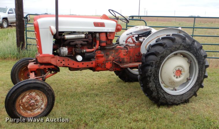 image for item LS9208 Ford 971  tractor