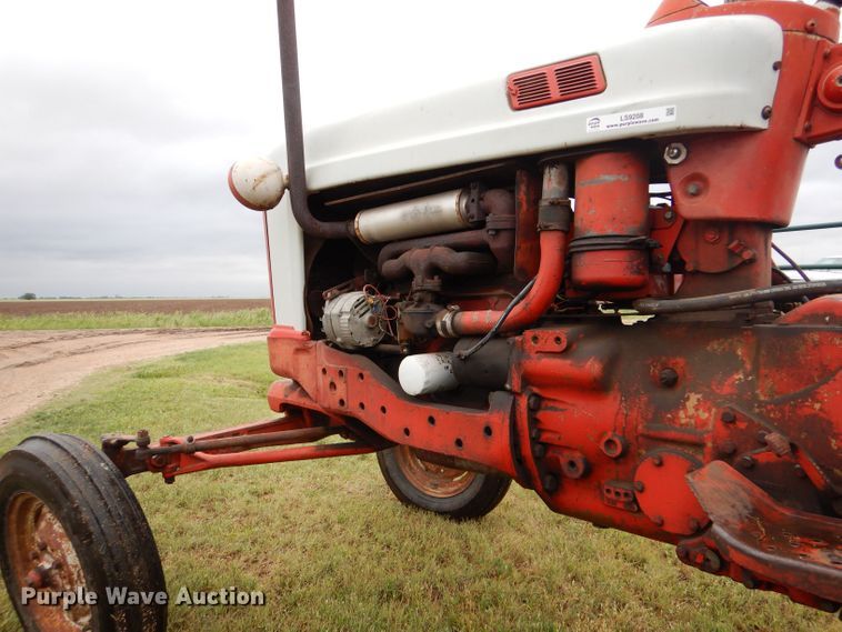 image for item LS9208 Ford 971  tractor