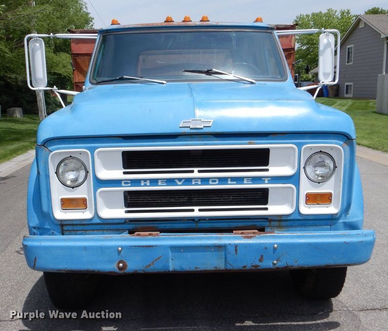 image for item LS9212 1970 Chevrolet C50  grain truck