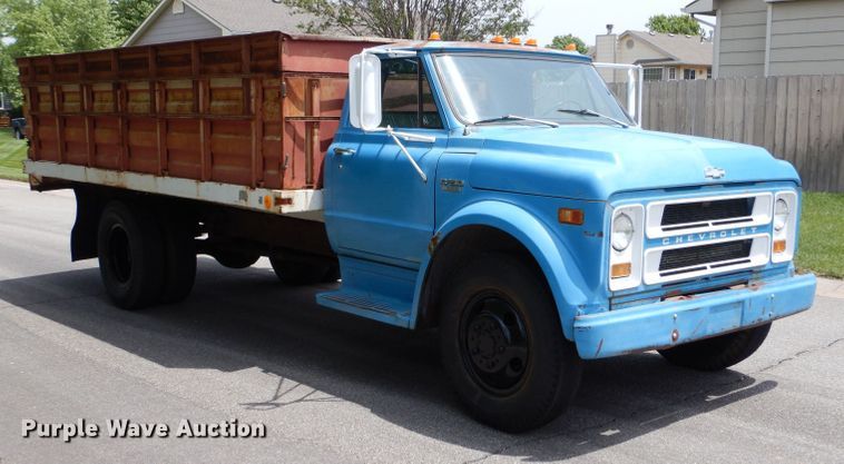 image for item LS9212 1970 Chevrolet C50  grain truck