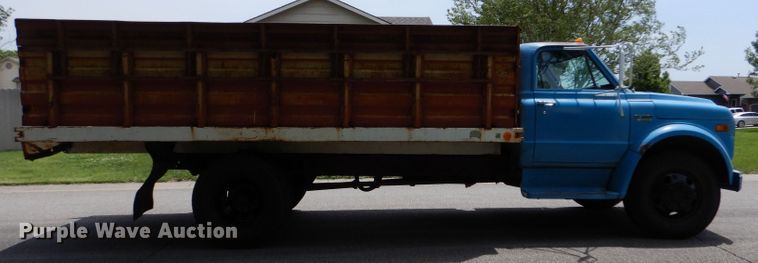 image for item LS9212 1970 Chevrolet C50  grain truck