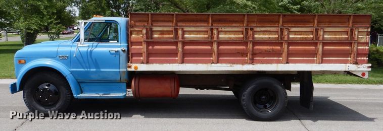 image for item LS9212 1970 Chevrolet C50  grain truck