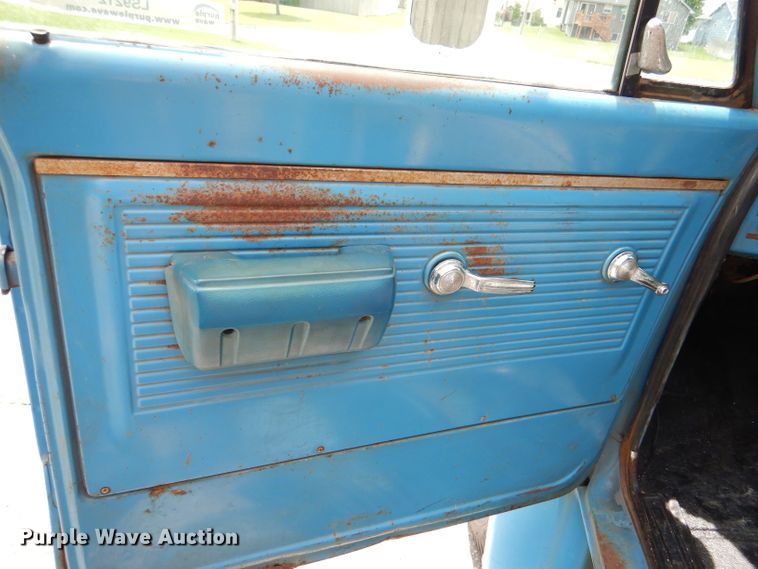 image for item LS9212 1970 Chevrolet C50  grain truck