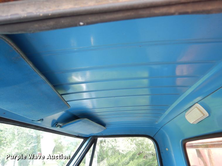 image for item LS9212 1970 Chevrolet C50  grain truck