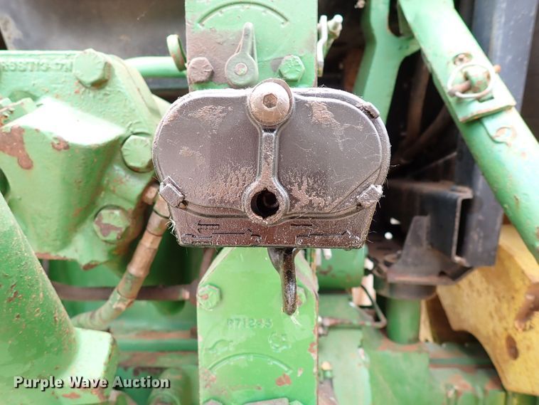 image for item MF9508 1983 John Deere 4650  tractor