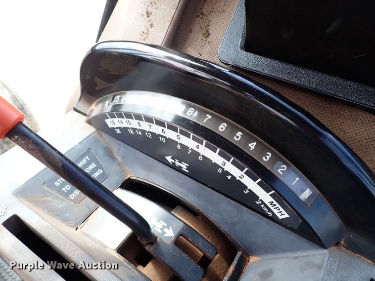 image for item MF9508 1983 John Deere 4650  tractor