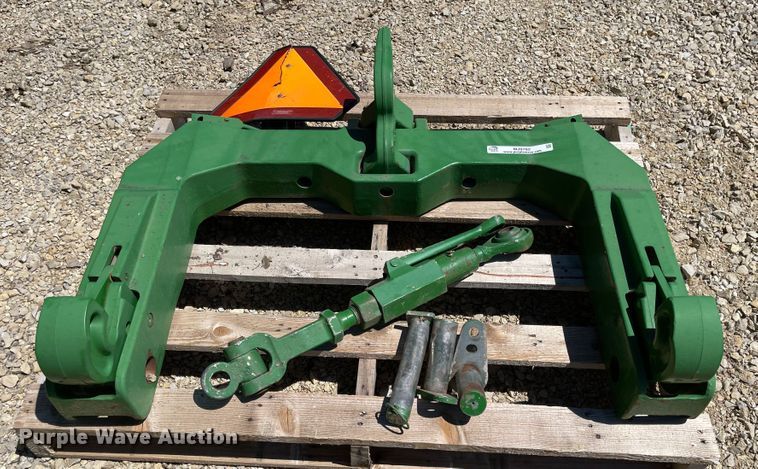 image for item MJ9782 John Deere three point quick attach