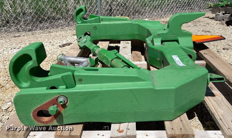 image for item MJ9782 John Deere three point quick attach