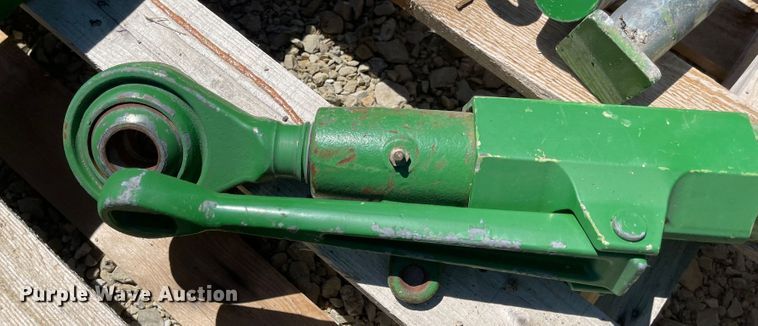 image for item MJ9782 John Deere three point quick attach