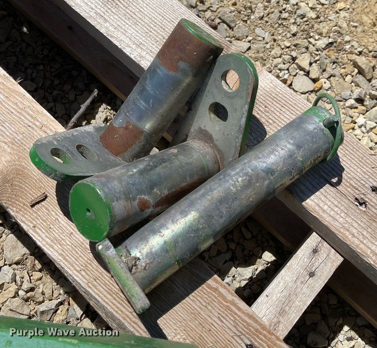 image for item MJ9782 John Deere three point quick attach