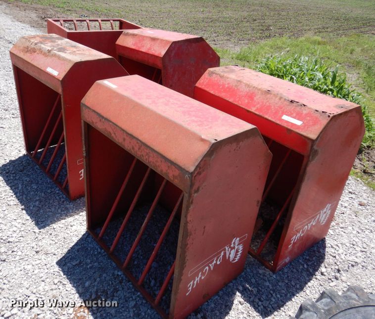 image for item MU9611 (5) Apache HHR3 feeders