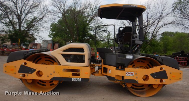 image for item DM7338 2016 Volvo DD120B  double drum vibratory roller
