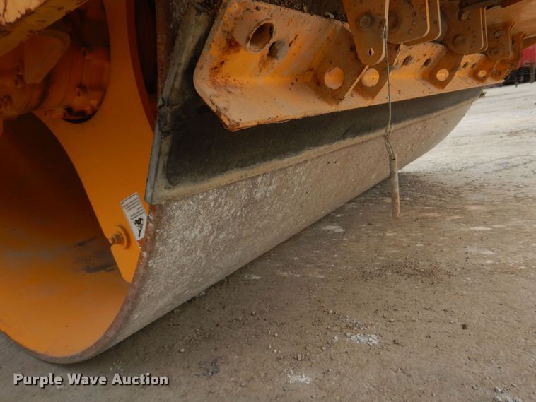 image for item DM7338 2016 Volvo DD120B  double drum vibratory roller