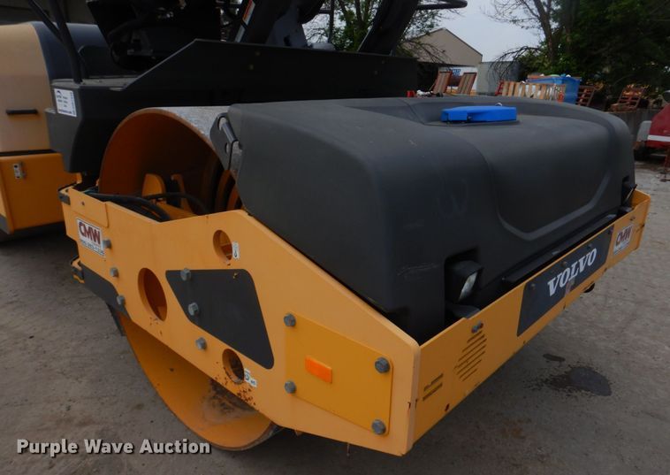 image for item DM7338 2016 Volvo DD120B  double drum vibratory roller