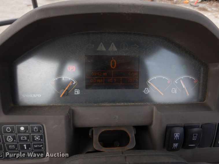 image for item DM7338 2016 Volvo DD120B  double drum vibratory roller