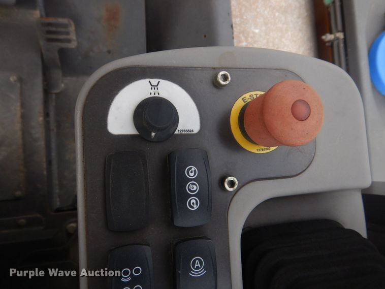 image for item DM7338 2016 Volvo DD120B  double drum vibratory roller