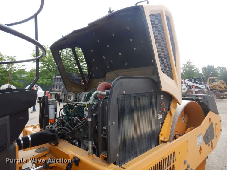 image for item DM7338 2016 Volvo DD120B  double drum vibratory roller