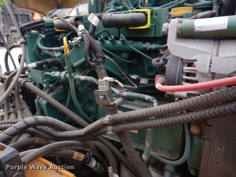 image for item DM7338 2016 Volvo DD120B  double drum vibratory roller