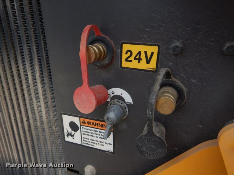 image for item DM7338 2016 Volvo DD120B  double drum vibratory roller