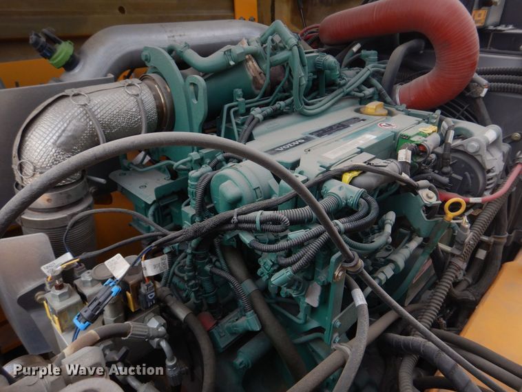 image for item DM7338 2016 Volvo DD120B  double drum vibratory roller