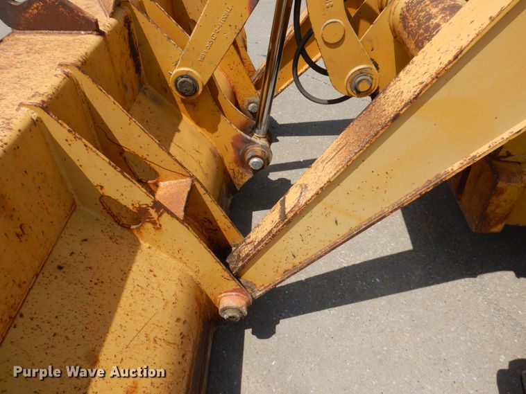 image for item DM7341 2003 John Deere 310SG  backhoe