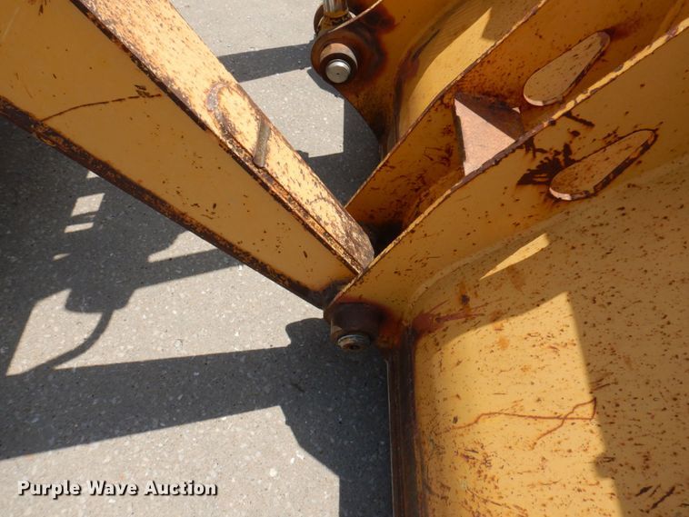 image for item DM7341 2003 John Deere 310SG  backhoe