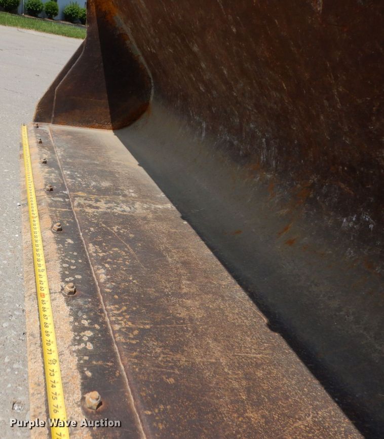 image for item DM7341 2003 John Deere 310SG  backhoe