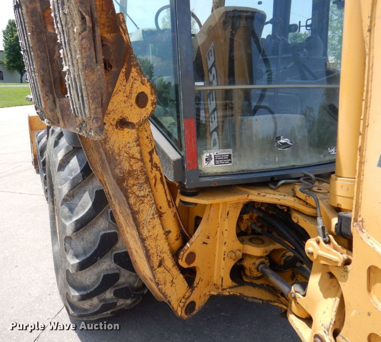 image for item DM7341 2003 John Deere 310SG  backhoe