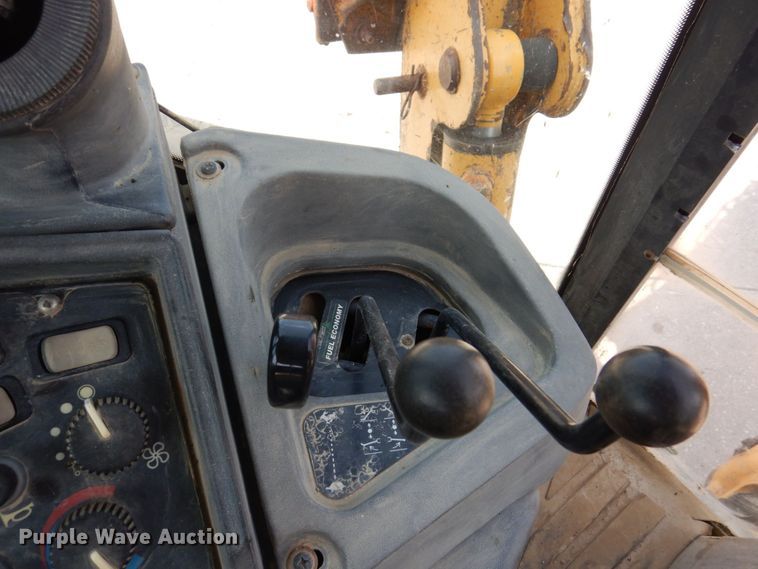 image for item DM7341 2003 John Deere 310SG  backhoe