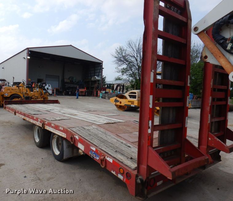 image for item DM7342 2008 Eager Beaver 20XPT  equipment trailer