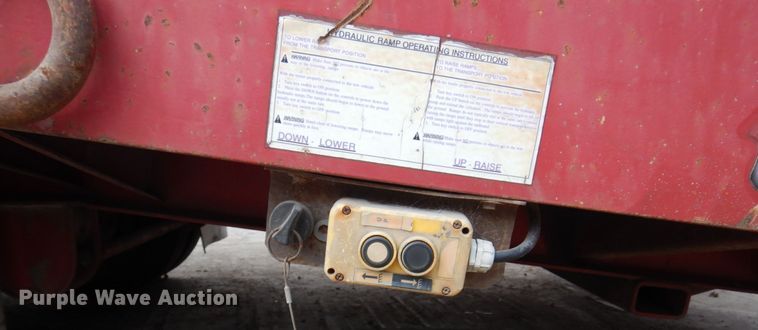 image for item DM7342 2008 Eager Beaver 20XPT  equipment trailer