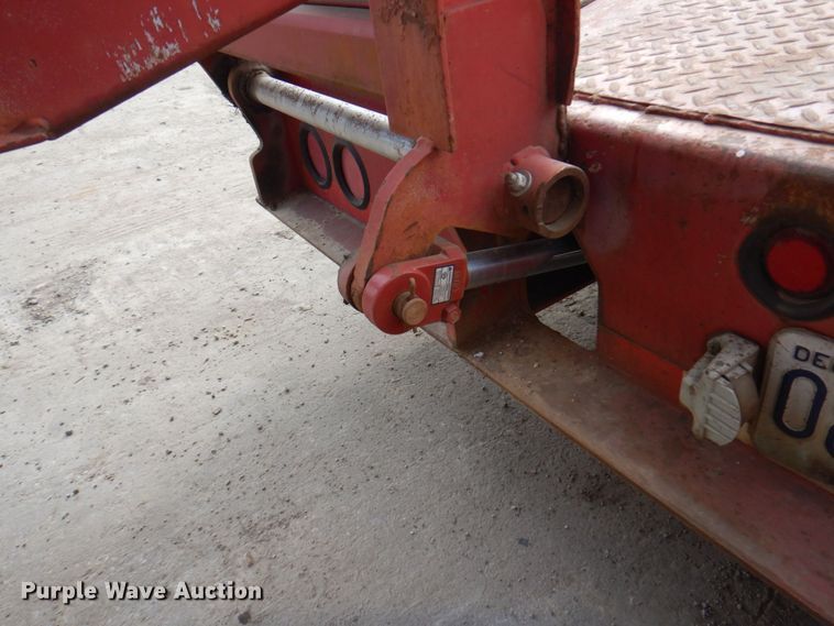 image for item DM7342 2008 Eager Beaver 20XPT  equipment trailer