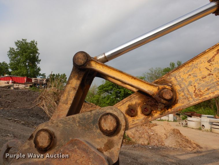 image for item DM7349 2007 Komatsu PC228USLC-3E0  excavator