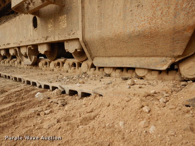 image for item DM7349 2007 Komatsu PC228USLC-3E0  excavator