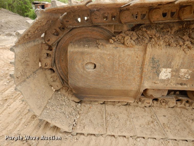 image for item DM7349 2007 Komatsu PC228USLC-3E0  excavator