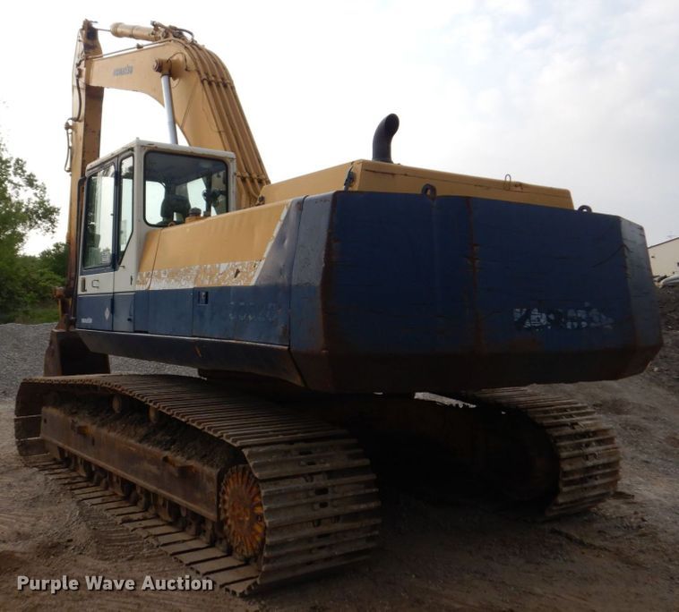 image for item DM7350 1990 Komatsu PC300LC-5  excavator