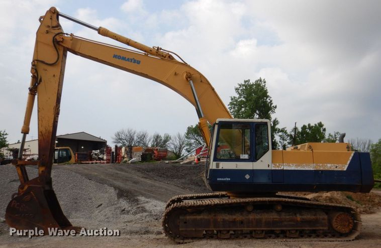 image for item DM7350 1990 Komatsu PC300LC-5  excavator