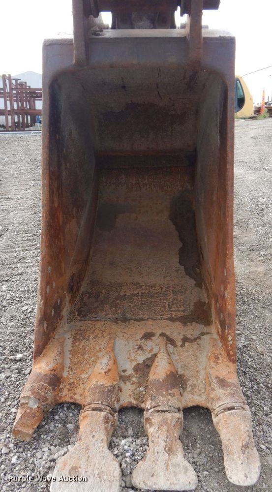 image for item DM7350 1990 Komatsu PC300LC-5  excavator