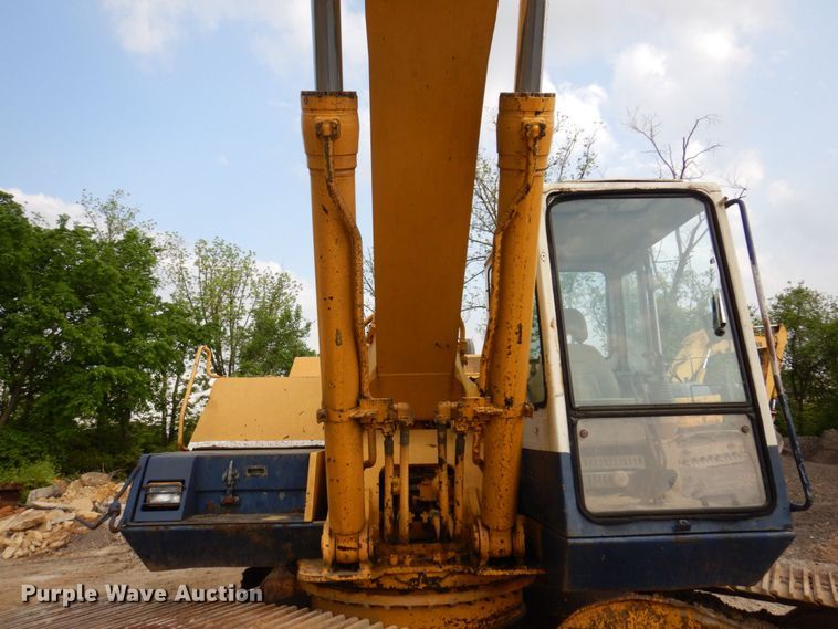 image for item DM7350 1990 Komatsu PC300LC-5  excavator