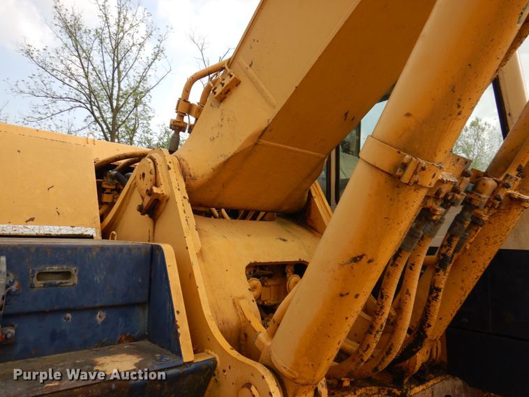 image for item DM7350 1990 Komatsu PC300LC-5  excavator