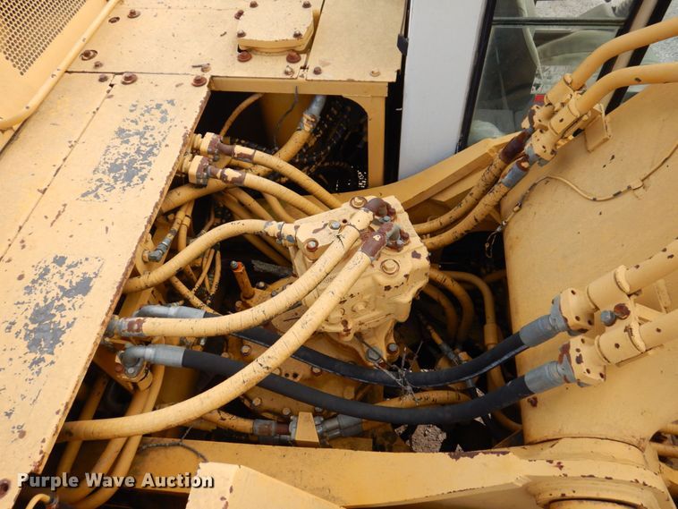 image for item DM7350 1990 Komatsu PC300LC-5  excavator
