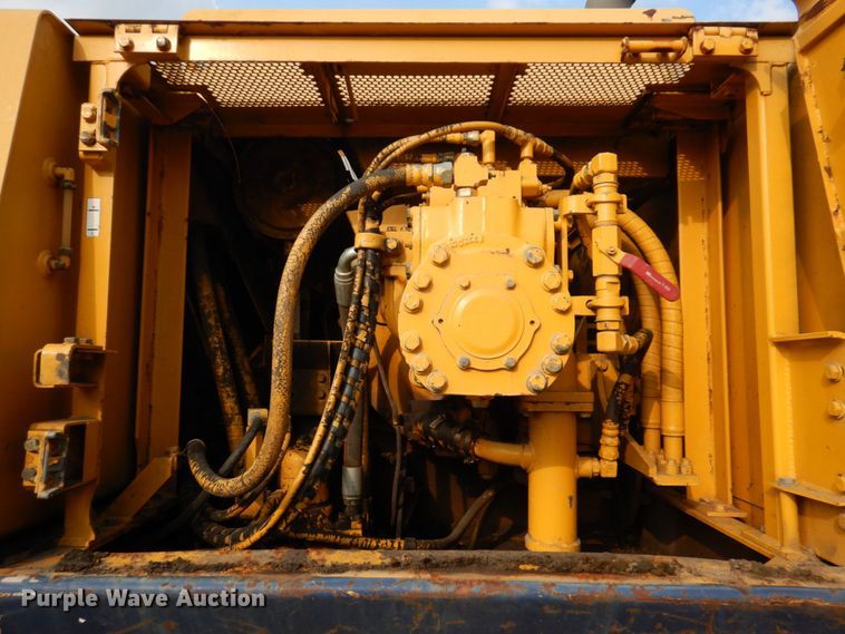 image for item DM7350 1990 Komatsu PC300LC-5  excavator