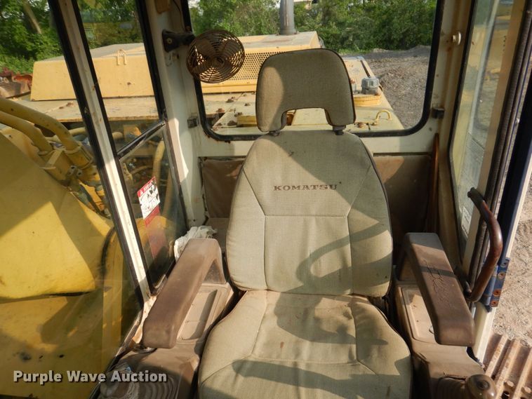 image for item DM7350 1990 Komatsu PC300LC-5  excavator