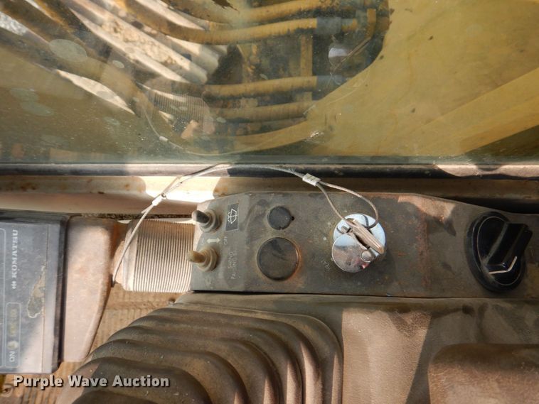 image for item DM7350 1990 Komatsu PC300LC-5  excavator