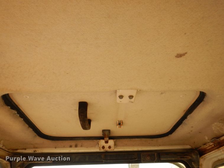 image for item DM7350 1990 Komatsu PC300LC-5  excavator