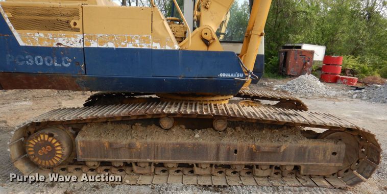 image for item DM7350 1990 Komatsu PC300LC-5  excavator
