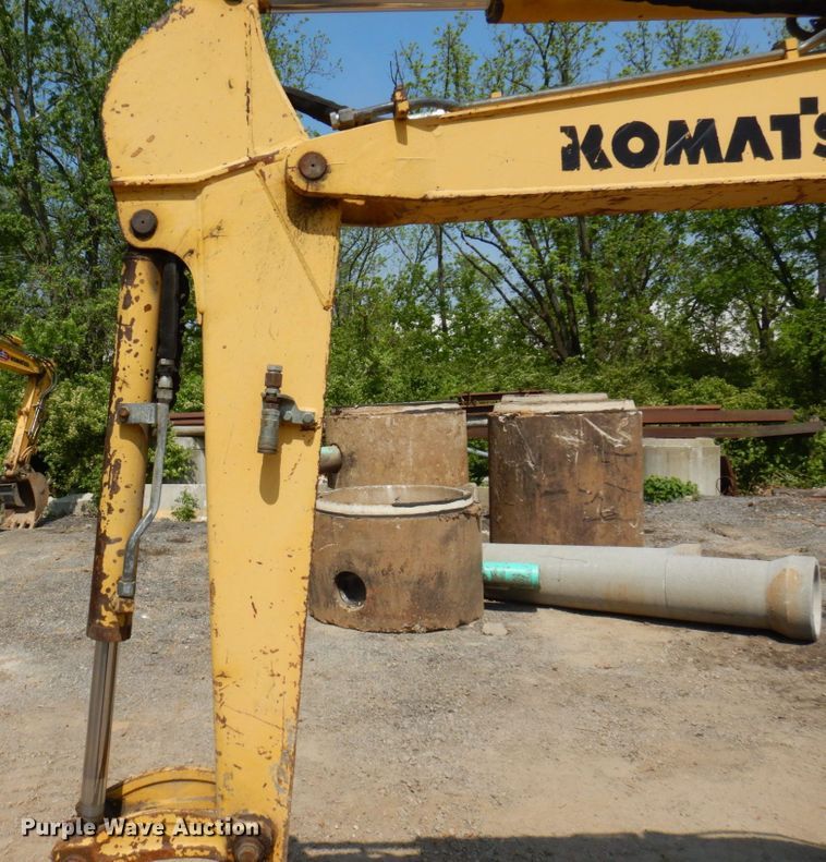 image for item DM7351 2000 Komatsu PC45R-8  mini excavator