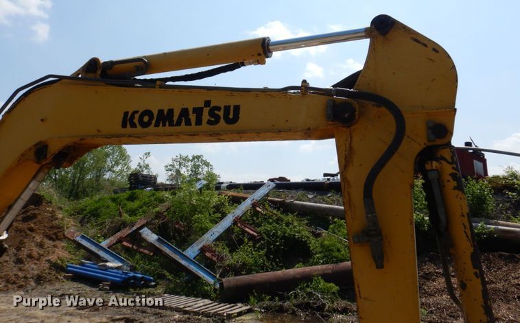image for item DM7351 2000 Komatsu PC45R-8  mini excavator