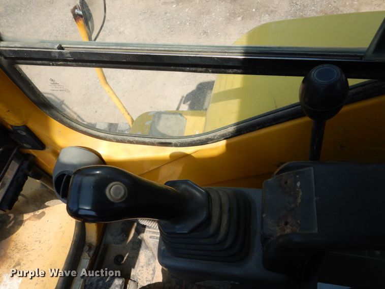 image for item DM7351 2000 Komatsu PC45R-8  mini excavator